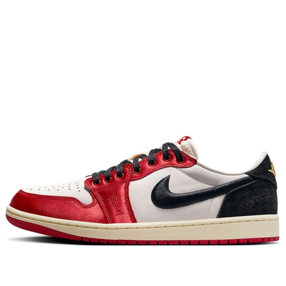 Air Jordan 1 Low OG SP x Trophy Room ‘Away’